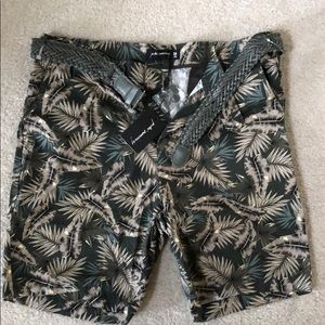 Peter morrisey men’s shorts with belt 36